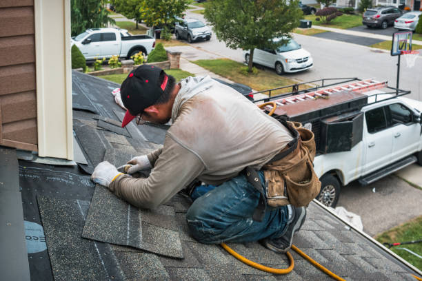 Professional Flat Roof Repair technician working in Concho, OK